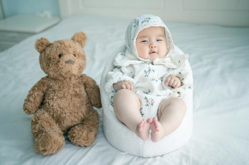 惠东宝宝吃不饱母乳的症状